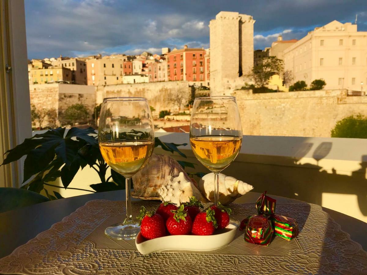 Vista Suites - Piazza Yenne Cagliari Exteriör bild