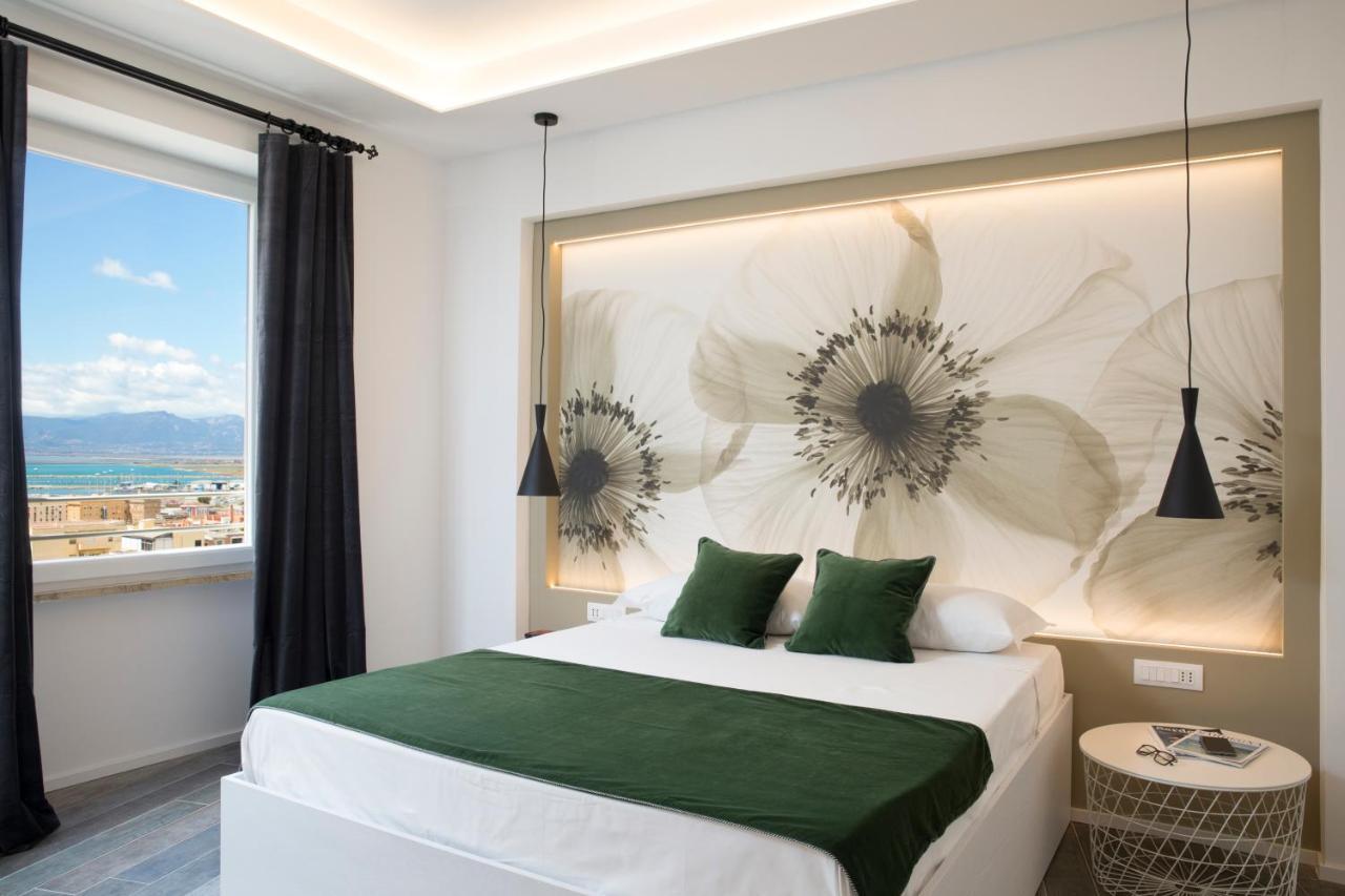 Vista Suites - Piazza Yenne Cagliari Exteriör bild